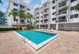 1665 Bay Rd 421, Miami Beach, FL 33139
