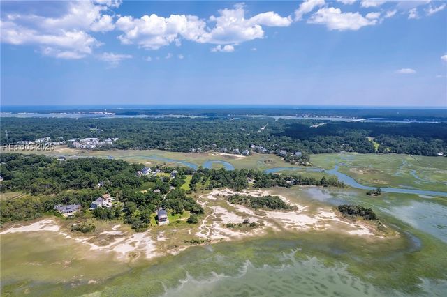 324 Jonesville Rd, Hilton Head Island, SC 29926