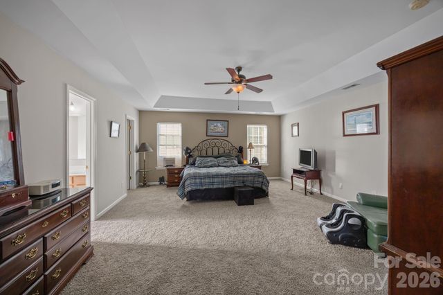 124 Wedge View Way, Statesville, NC 28677