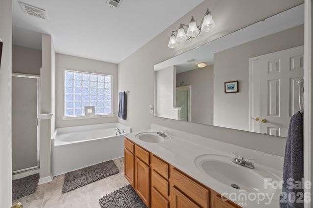 124 Wedge View Way, Statesville, NC 28677