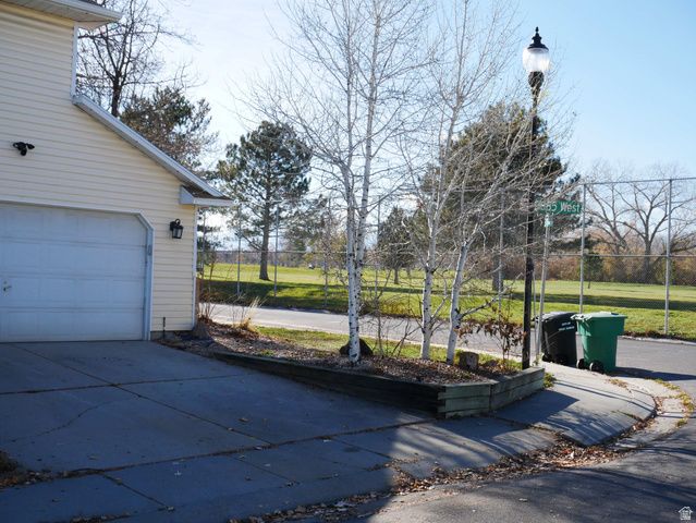 8461 S 2385 W, West Jordan, UT 84088