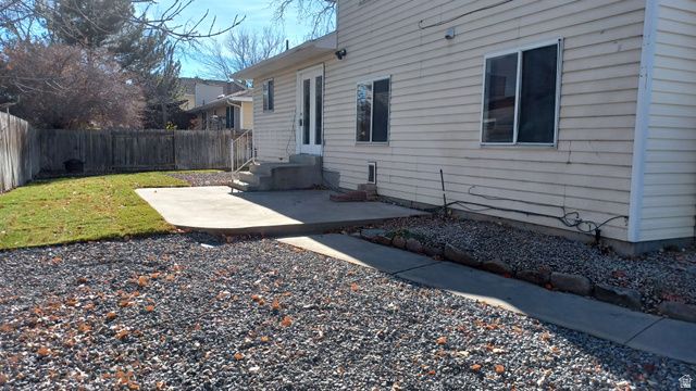 8461 S 2385 W, West Jordan, UT 84088