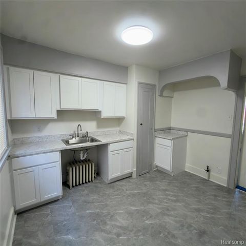 16171 Indiana Street, Detroit, MI 48221