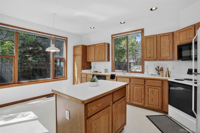 8660 W 95th Drive, Westminster, CO 80021