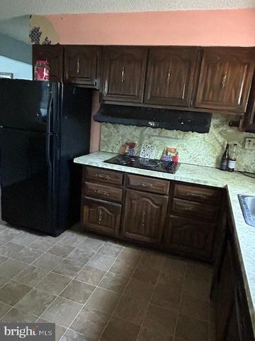 726 MILDRED AVE, Somerdale, NJ 08083