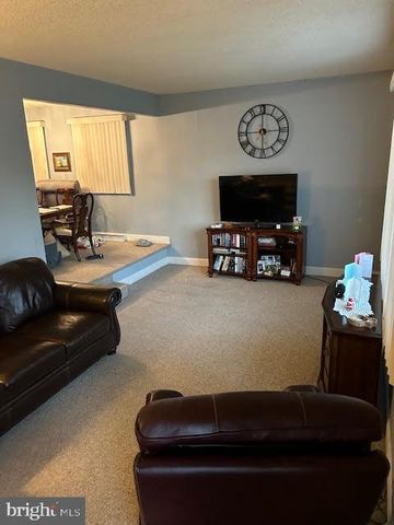 726 MILDRED AVE, Somerdale, NJ 08083