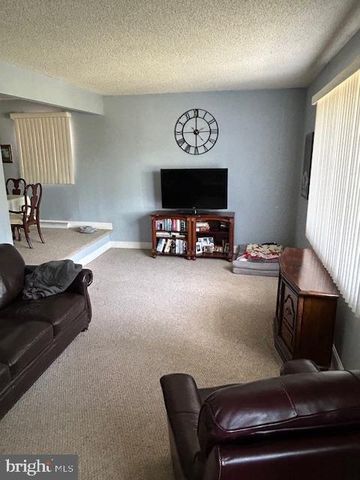 726 MILDRED AVE, Somerdale, NJ 08083
