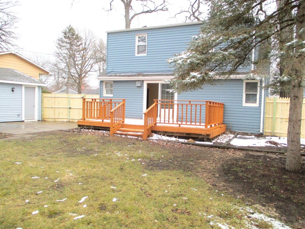 448 Midway Drive, Mundelein, IL 60060 — photo 2