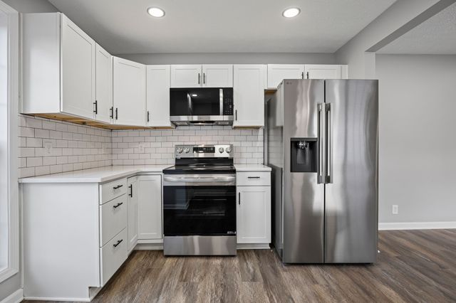 105 Saxon Mist Dr, Nashville, TN 37217