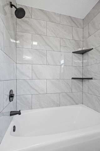 105 Saxon Mist Dr, Nashville, TN 37217
