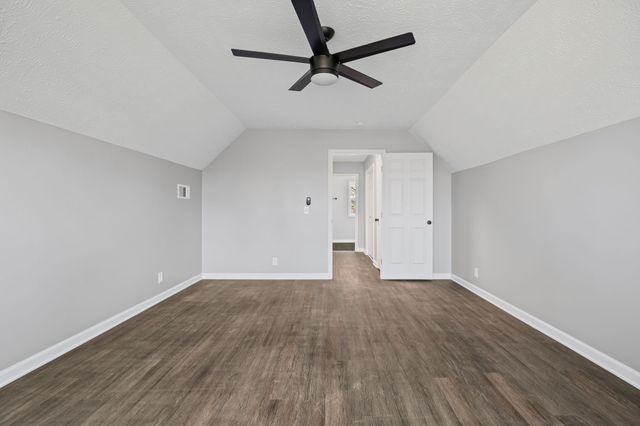 105 Saxon Mist Dr, Nashville, TN 37217