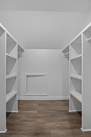 105 Saxon Mist Dr, Nashville, TN 37217