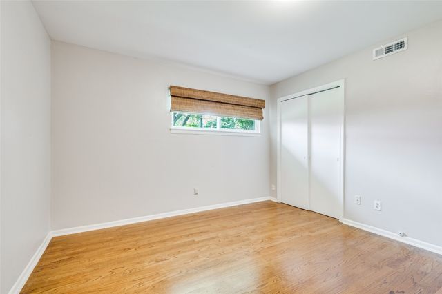 1812 Pilgrim Drive, Irving, TX 75061