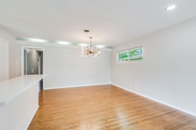 1812 Pilgrim Drive, Irving, TX 75061