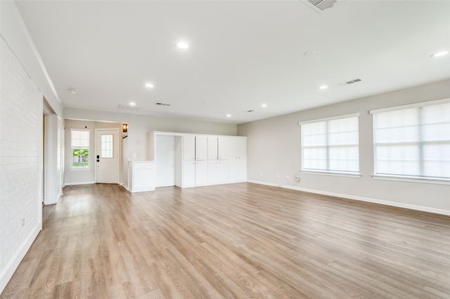 1812 Pilgrim Drive, Irving, TX 75061