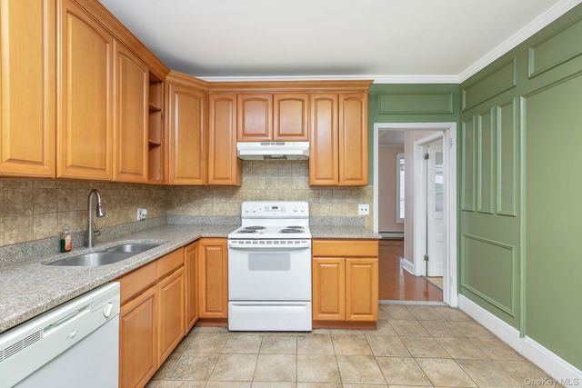 1500 Main Street, Port Jefferson, NY 11777