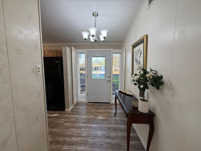 116 Magnolia Pl, Portland, TX 78374