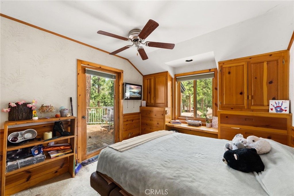Image 34 of property listing at 41035 Pine Drive, Forest Falls, CA 92339
