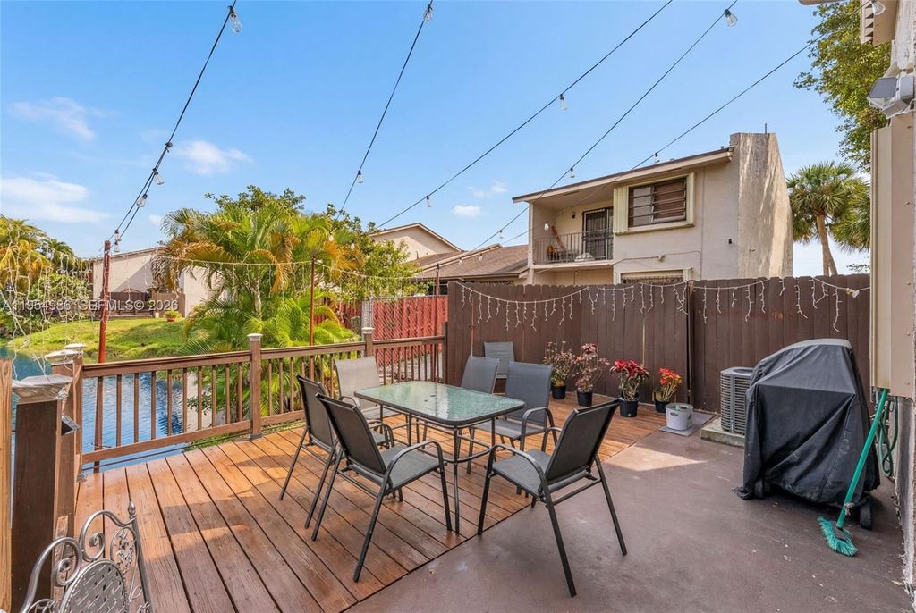 12233 SW 24th Terrace 35, Miami, FL 33175