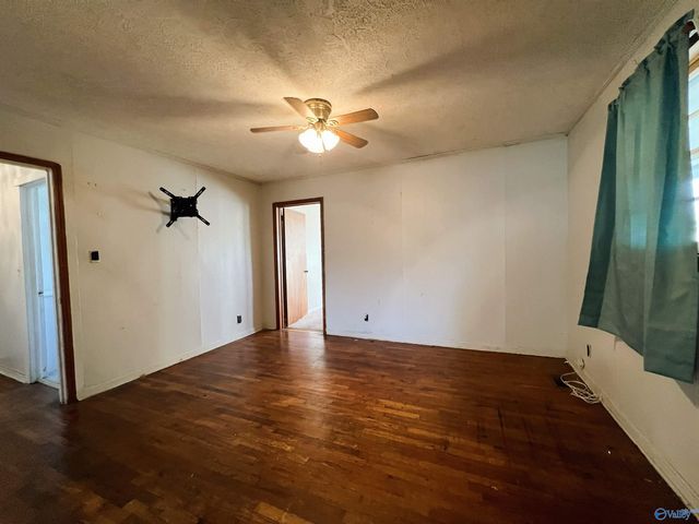 413 N 15th Street, Gadsden, AL 35903