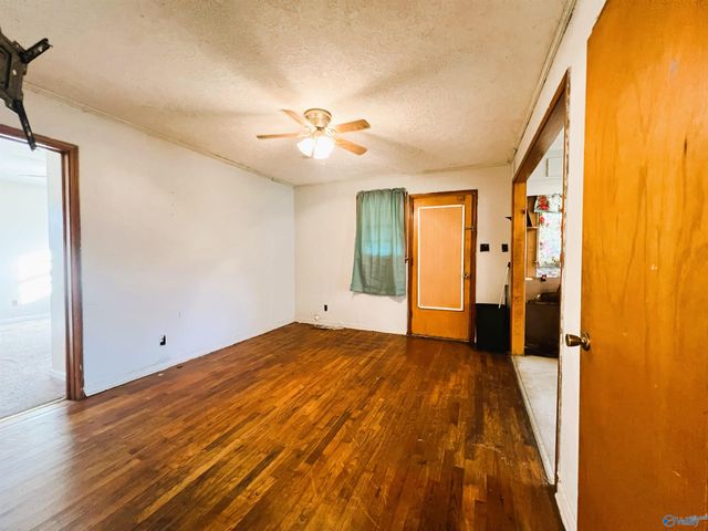 413 N 15th Street, Gadsden, AL 35903