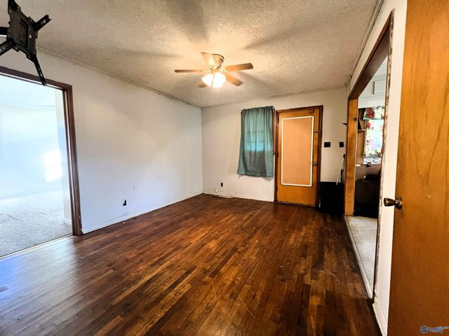 413 N 15th Street, Gadsden, AL 35903