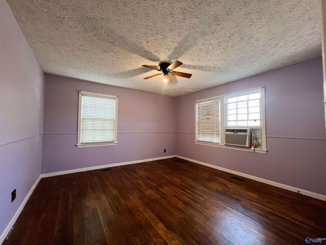 413 N 15th Street, Gadsden, AL 35903