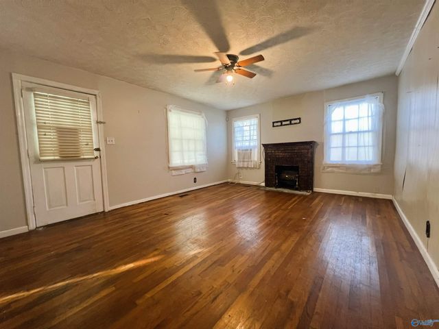 413 N 15th Street, Gadsden, AL 35903