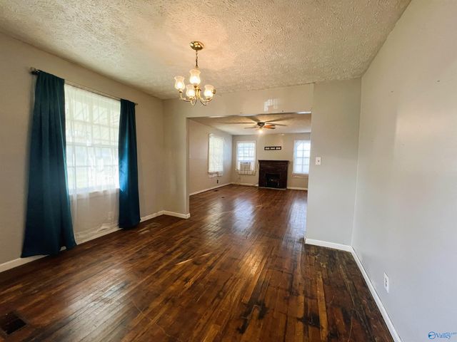 413 N 15th Street, Gadsden, AL 35903