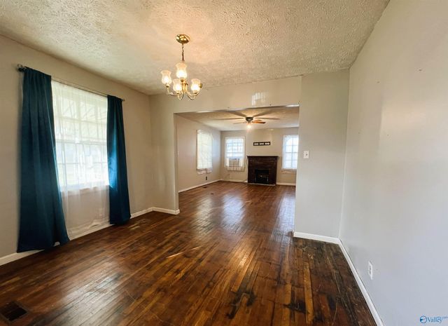 413 N 15th Street, Gadsden, AL 35903