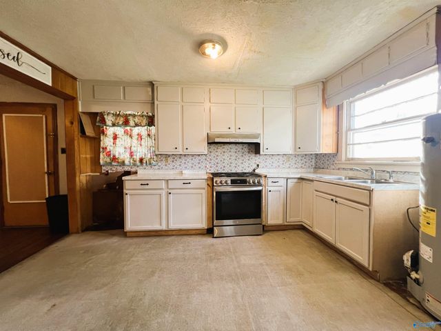 413 N 15th Street, Gadsden, AL 35903