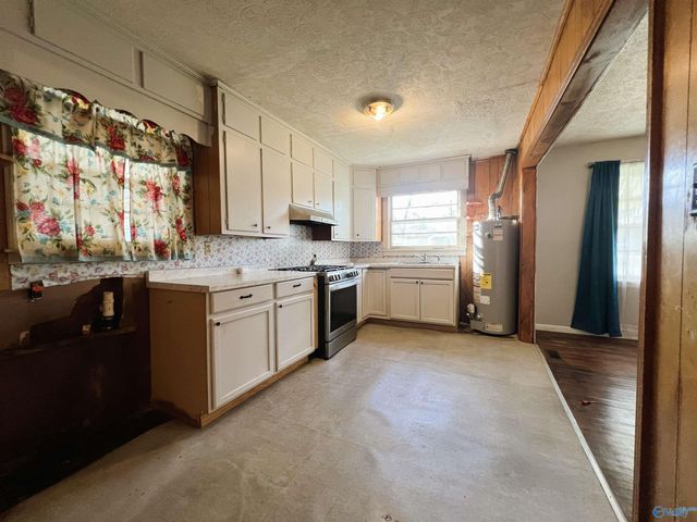 413 N 15th Street, Gadsden, AL 35903