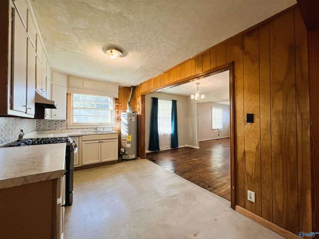 413 N 15th Street, Gadsden, AL 35903