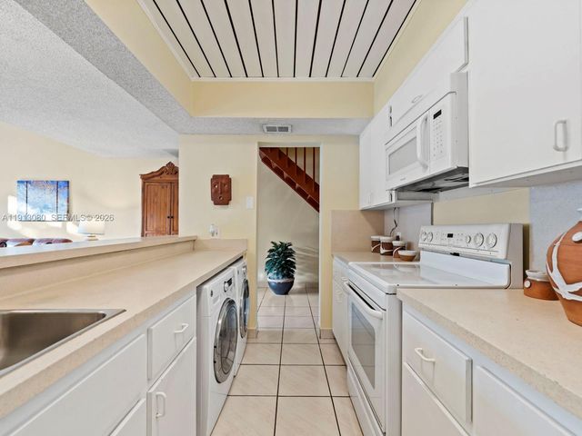 13350 SW 91st Terrace C, Miami, FL 33186