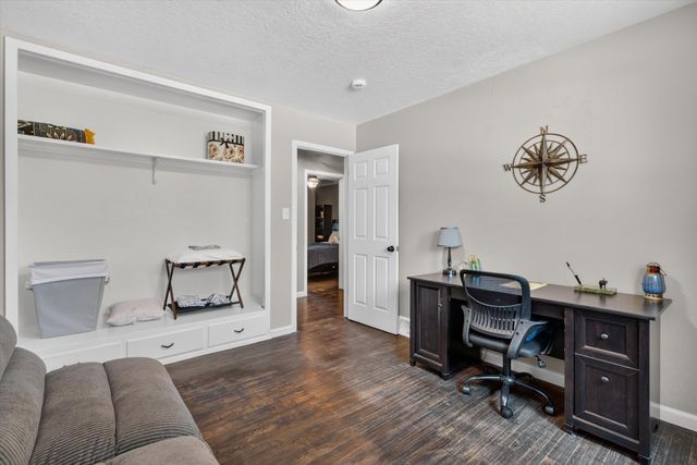 3200 Christine Street NE, Albuquerque, NM 87111