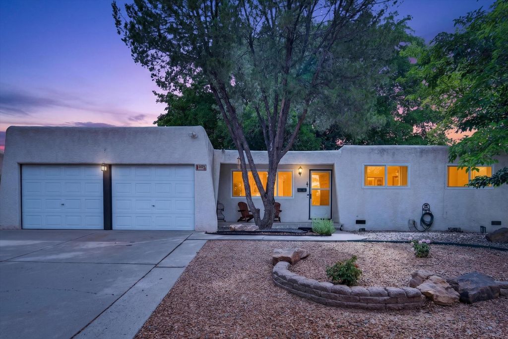 3200 Christine Street NE, Albuquerque, NM 87111