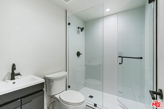 12320 MONTANA Avenue 109, Los Angeles, CA 90049