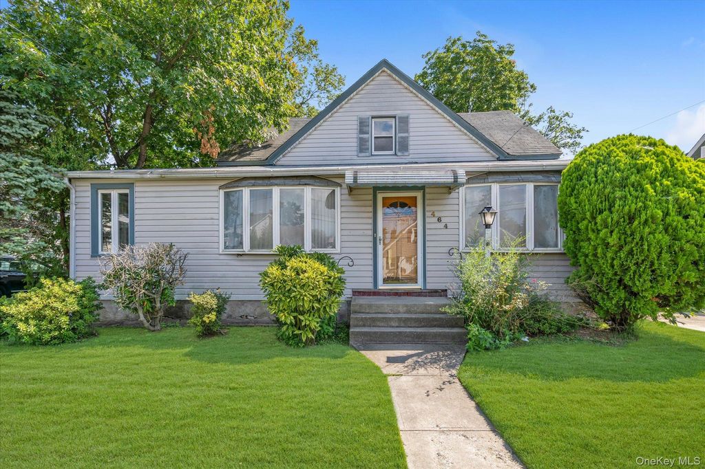 464 Stratford Road, South Hempstead, NY 11550 — exterior