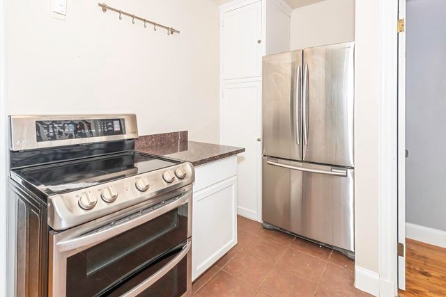 508 Fairview Circle, Ypsilanti City, MI 48197