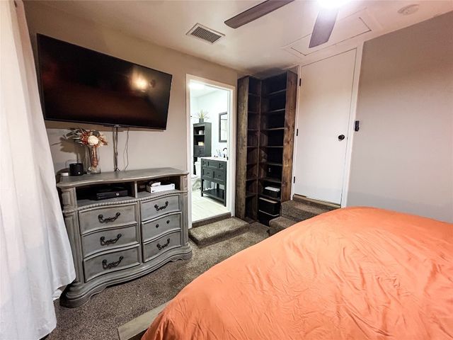 104 E Mimosa Drive, Midwest City, OK 73110