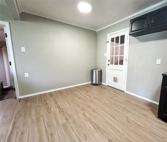 104 E Mimosa Drive, Midwest City, OK 73110