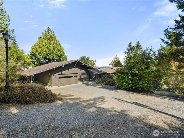 23850 43rd Avenue S, Kent, WA 98032