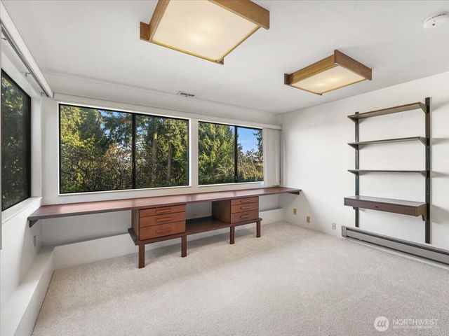 23850 43rd Avenue S, Kent, WA 98032