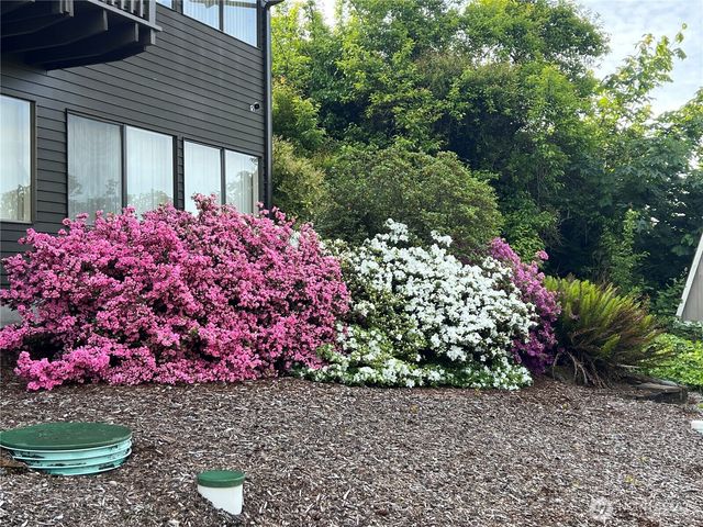 23850 43rd Avenue S, Kent, WA 98032