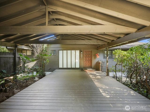 23850 43rd Avenue S, Kent, WA 98032