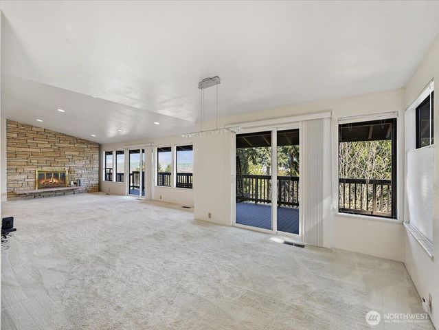 23850 43rd Avenue S, Kent, WA 98032