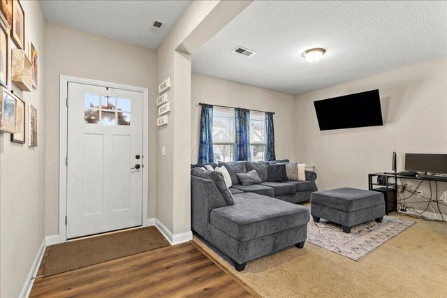 1604 Raymond Avenue, Bellefontaine, OH 43311