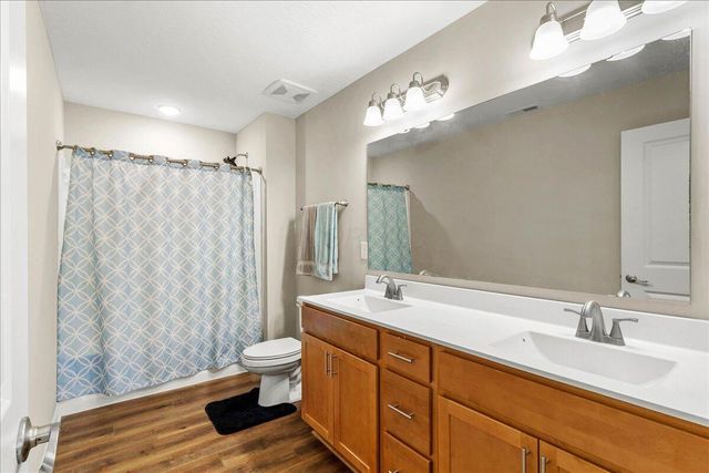 1604 Raymond Avenue, Bellefontaine, OH 43311