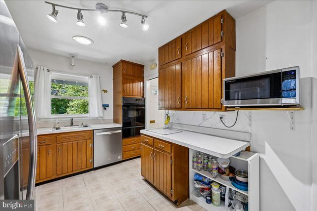 6310 TULSA LN, Bethesda, MD 20817