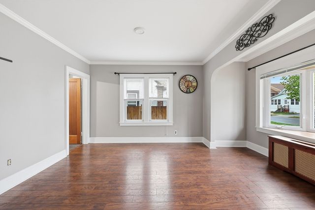 77 Fresno St, Springfield, MA 01104